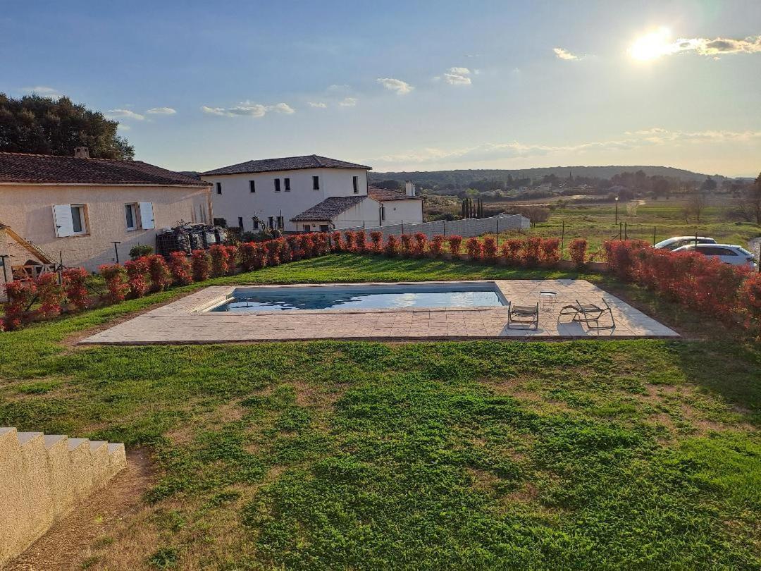 Villa Familiale Avec Piscine, Jardin A 10 Mn D'Uzes Flaux Buitenkant foto