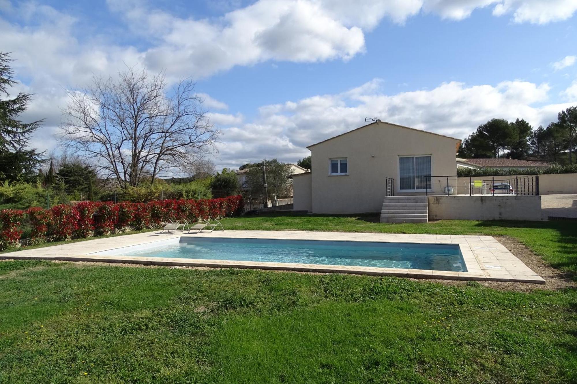 Villa Familiale Avec Piscine, Jardin A 10 Mn D'Uzes Flaux Buitenkant foto